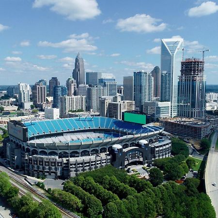 Holiday Inn Express & Suites - Charlotte - South End By Ihg Dış mekan fotoğraf