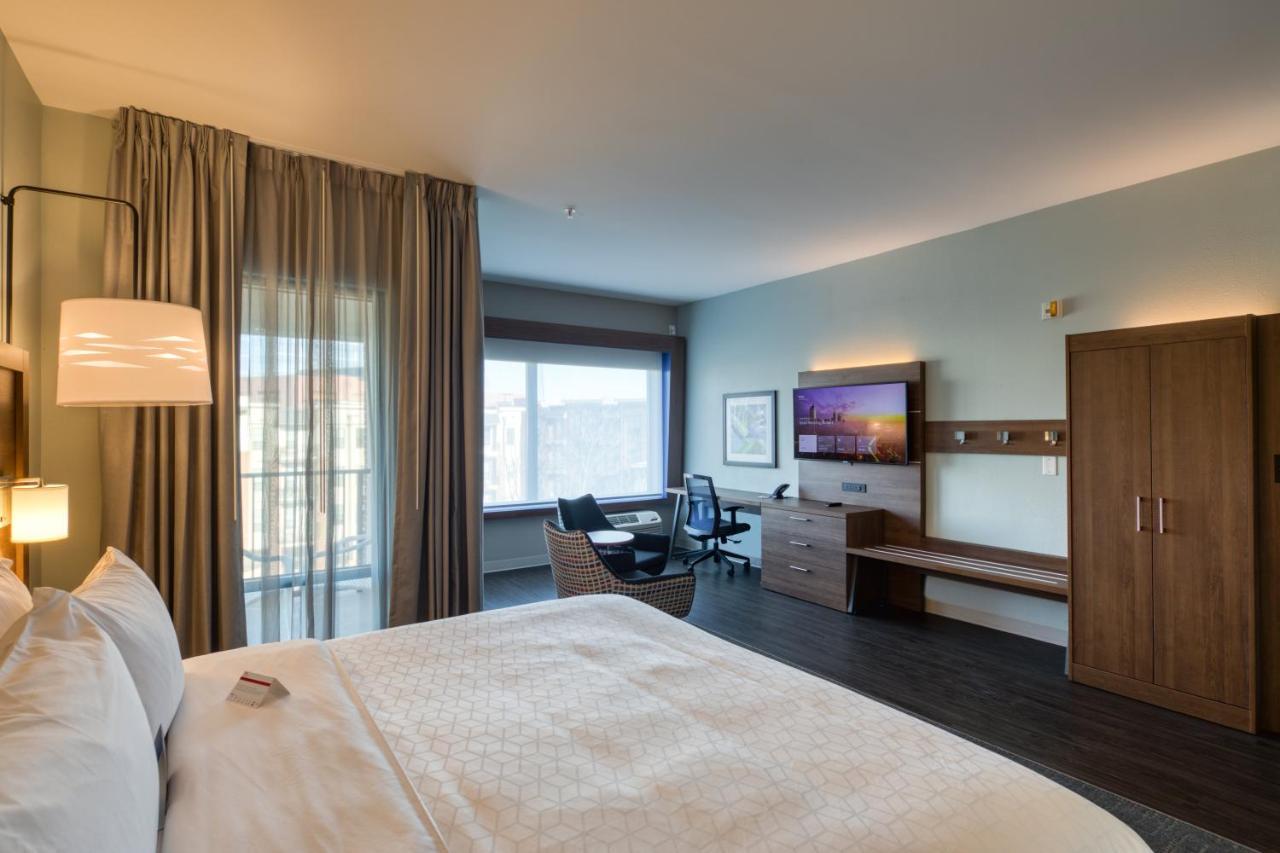 Holiday Inn Express & Suites - Charlotte - South End By Ihg Dış mekan fotoğraf