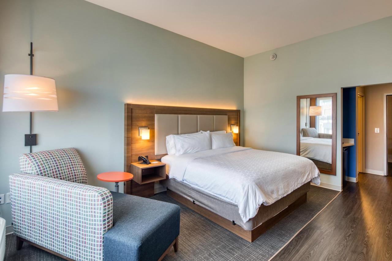 Holiday Inn Express & Suites - Charlotte - South End By Ihg Dış mekan fotoğraf