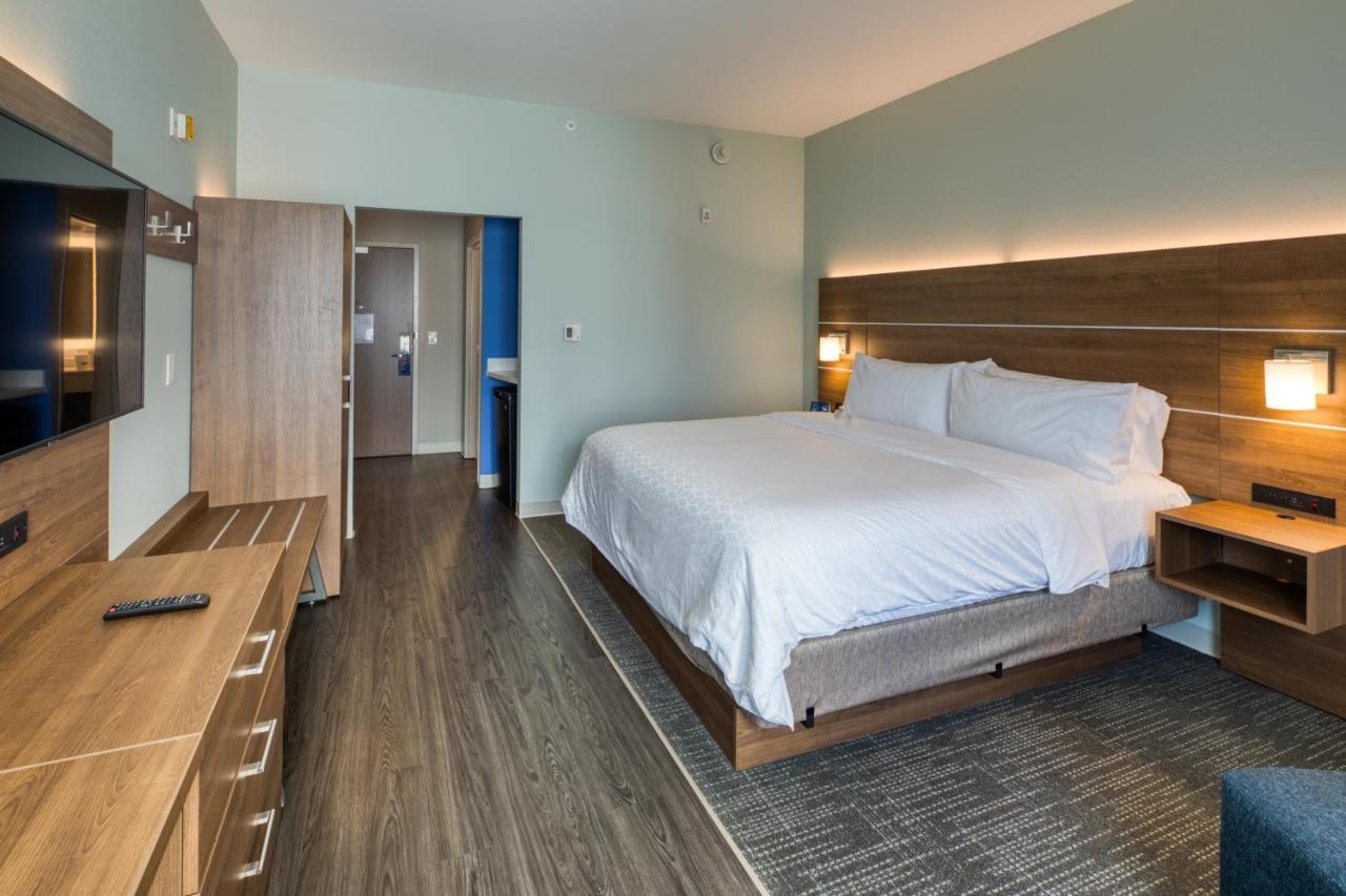 Holiday Inn Express & Suites - Charlotte - South End By Ihg Dış mekan fotoğraf