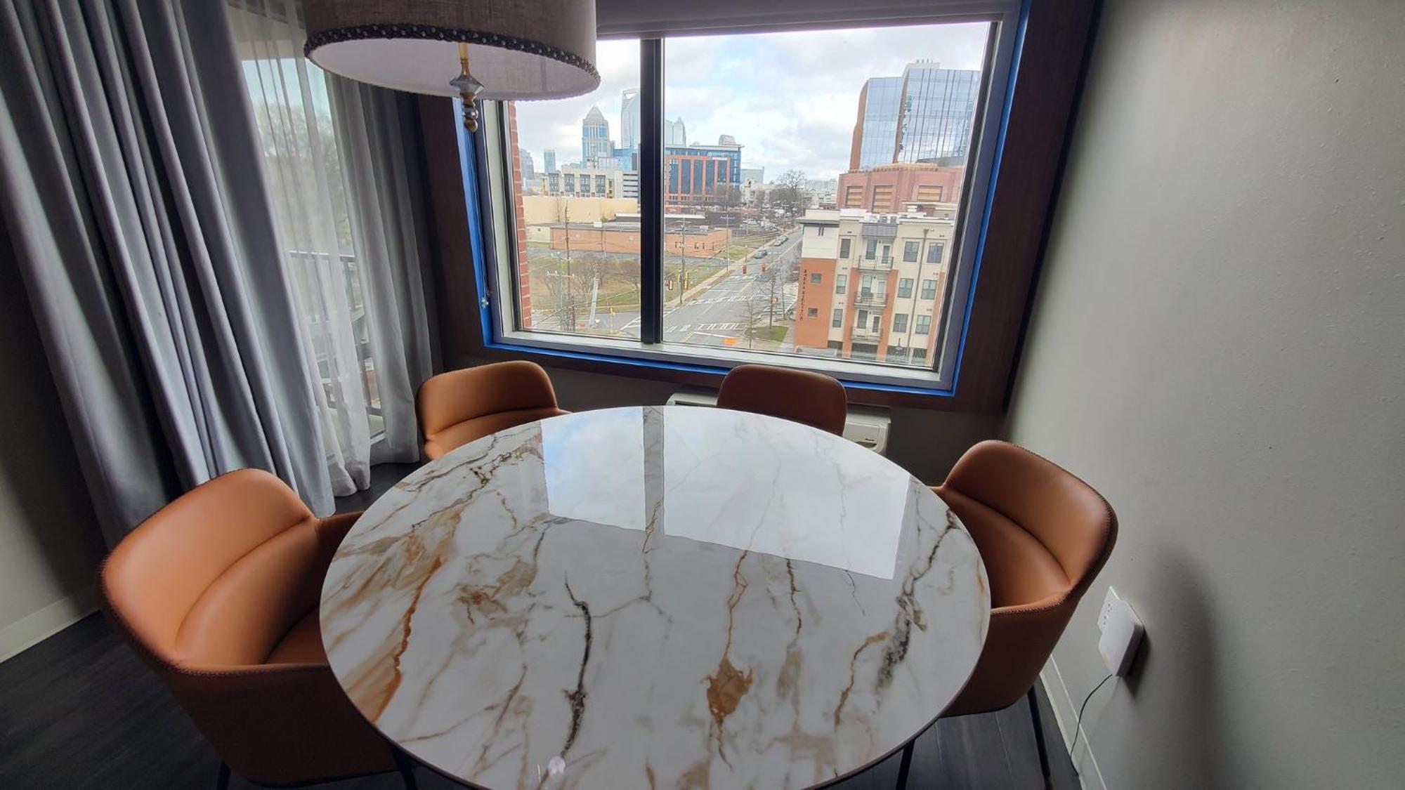 Holiday Inn Express & Suites - Charlotte - South End By Ihg Dış mekan fotoğraf