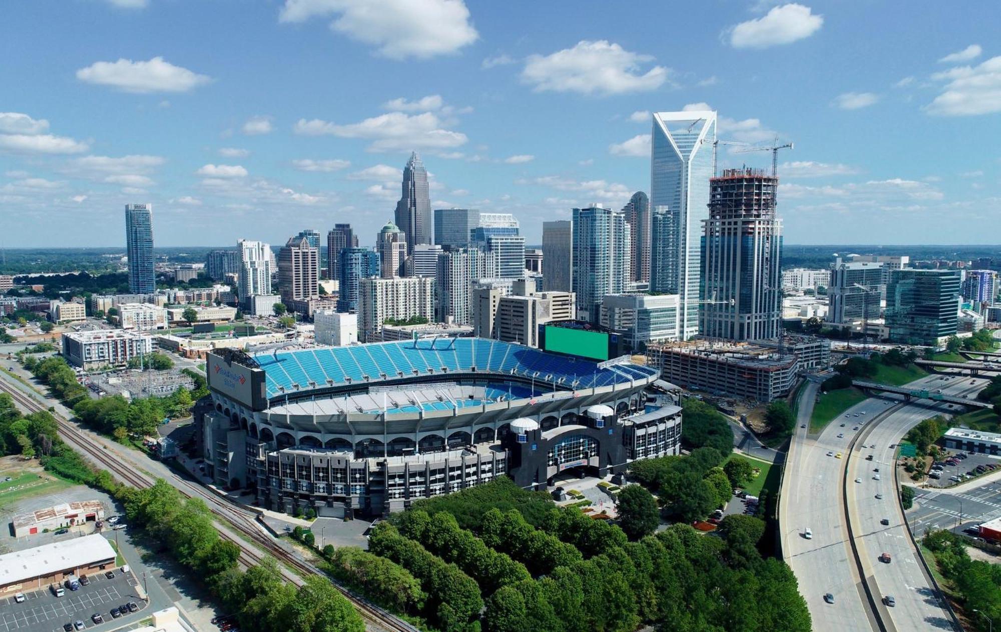 Holiday Inn Express & Suites - Charlotte - South End By Ihg Dış mekan fotoğraf