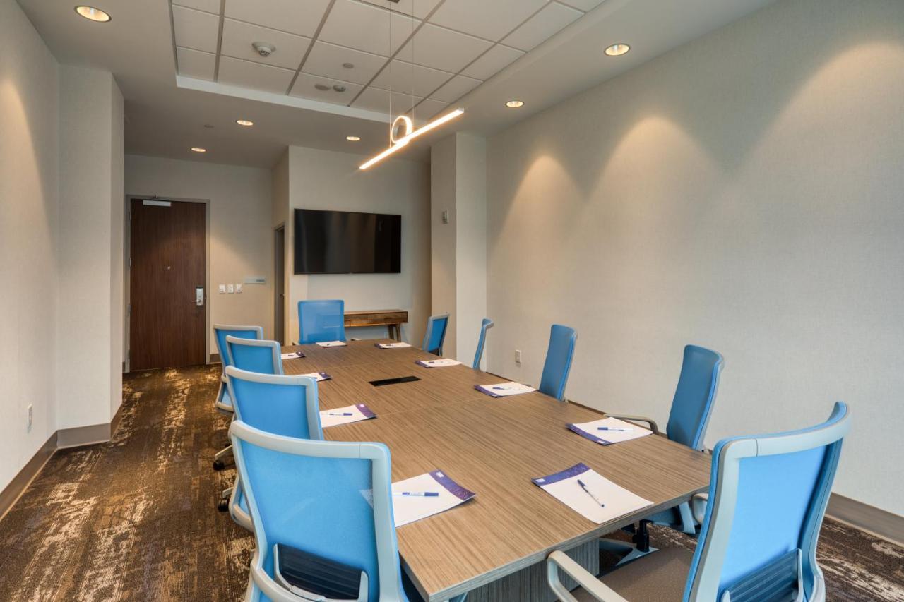 Holiday Inn Express & Suites - Charlotte - South End By Ihg Dış mekan fotoğraf