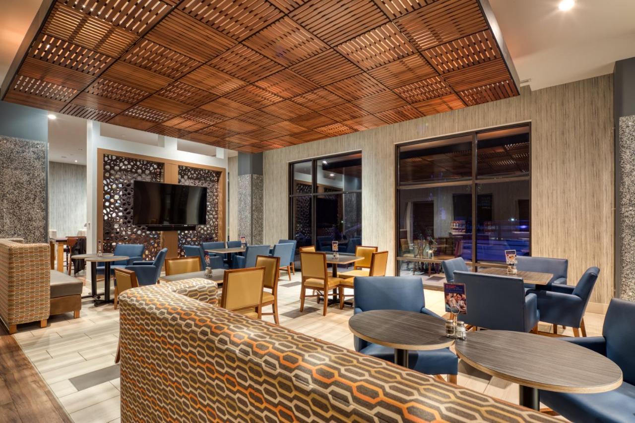 Holiday Inn Express & Suites - Charlotte - South End By Ihg Dış mekan fotoğraf
